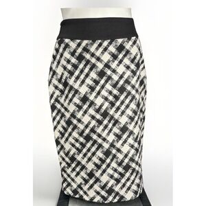White House Black Market Skirt Womens Size 00 Black White Plaid Tweed Wool Blend